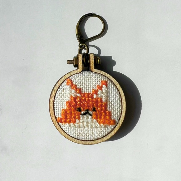 Handcrafted Fox Embroidery Charm - Picture 3 of 5